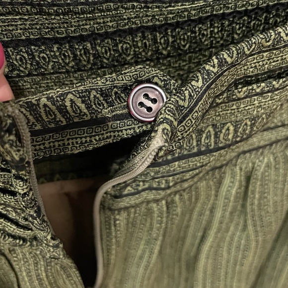 Paul Alexander silk skirt. - Picture 4 of 4